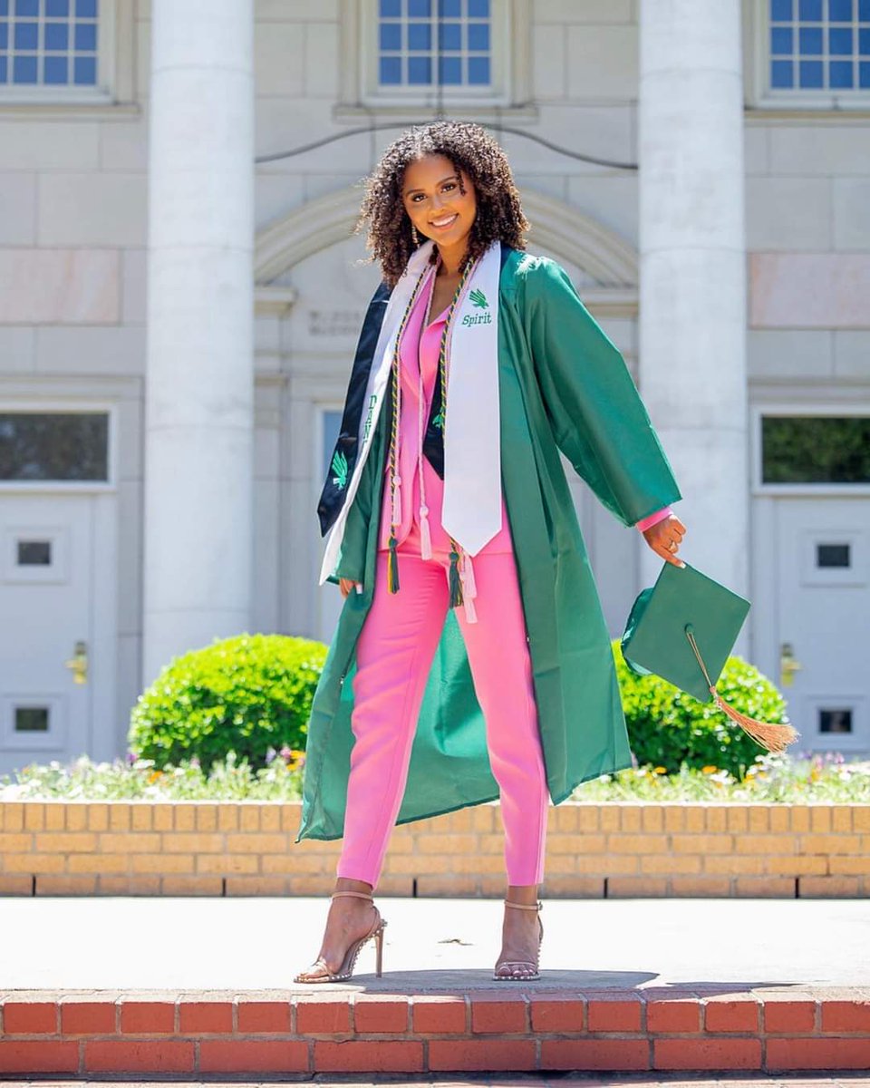 may5foundation's tweet photo. From Ms.Tarrant County to Ms.Texas, Ellie Breaux ,we are so proud of YOU!
Keep believing and achieving.
#tarrantcounty #Texas #mstexas #msamerica #May5foundation #leadership #Service #USA https://t.co/uDA59XjRvt