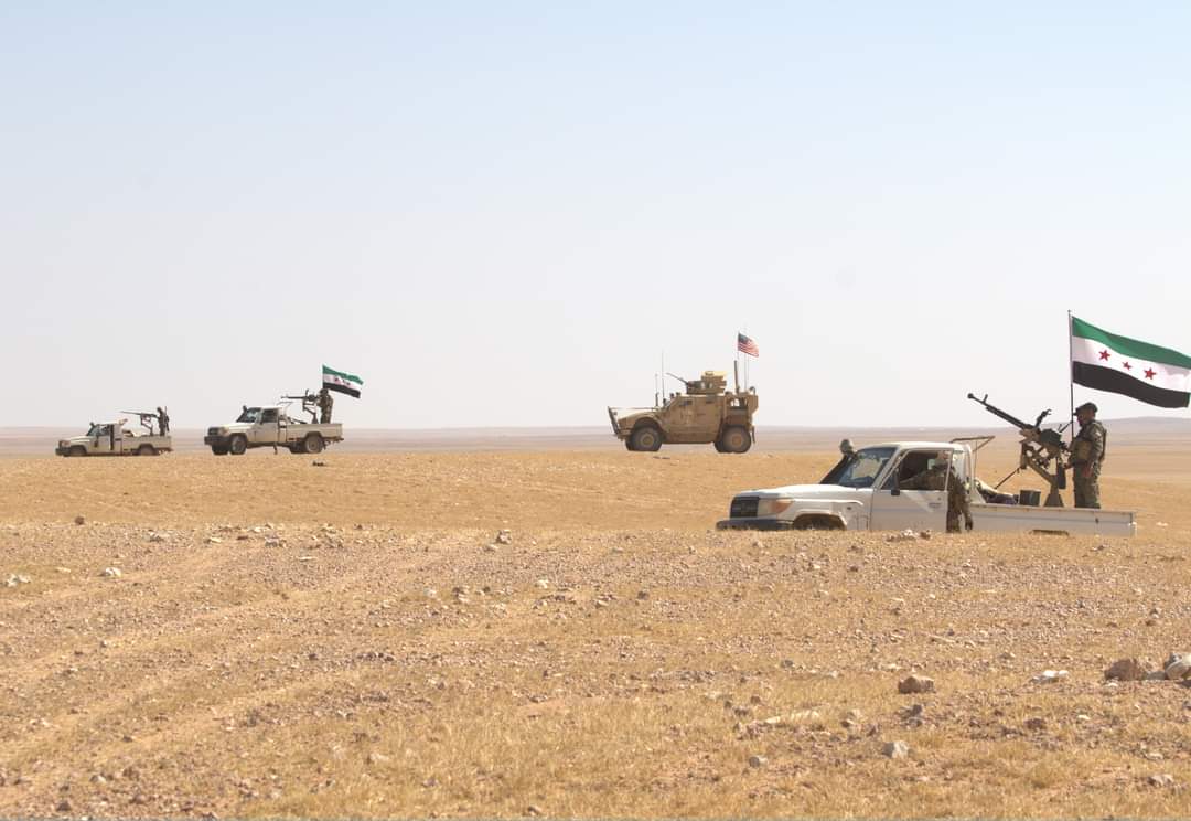 FieldM2n's tweet photo. Joint military exercises between the international coalition forces to fight Daesh and the Free Syrian Army in the area of 55 km in the Syrian Badia
Heavy and light weapons and the coalition air force were used during the exercises https://t.co/RdgiA8M2uS