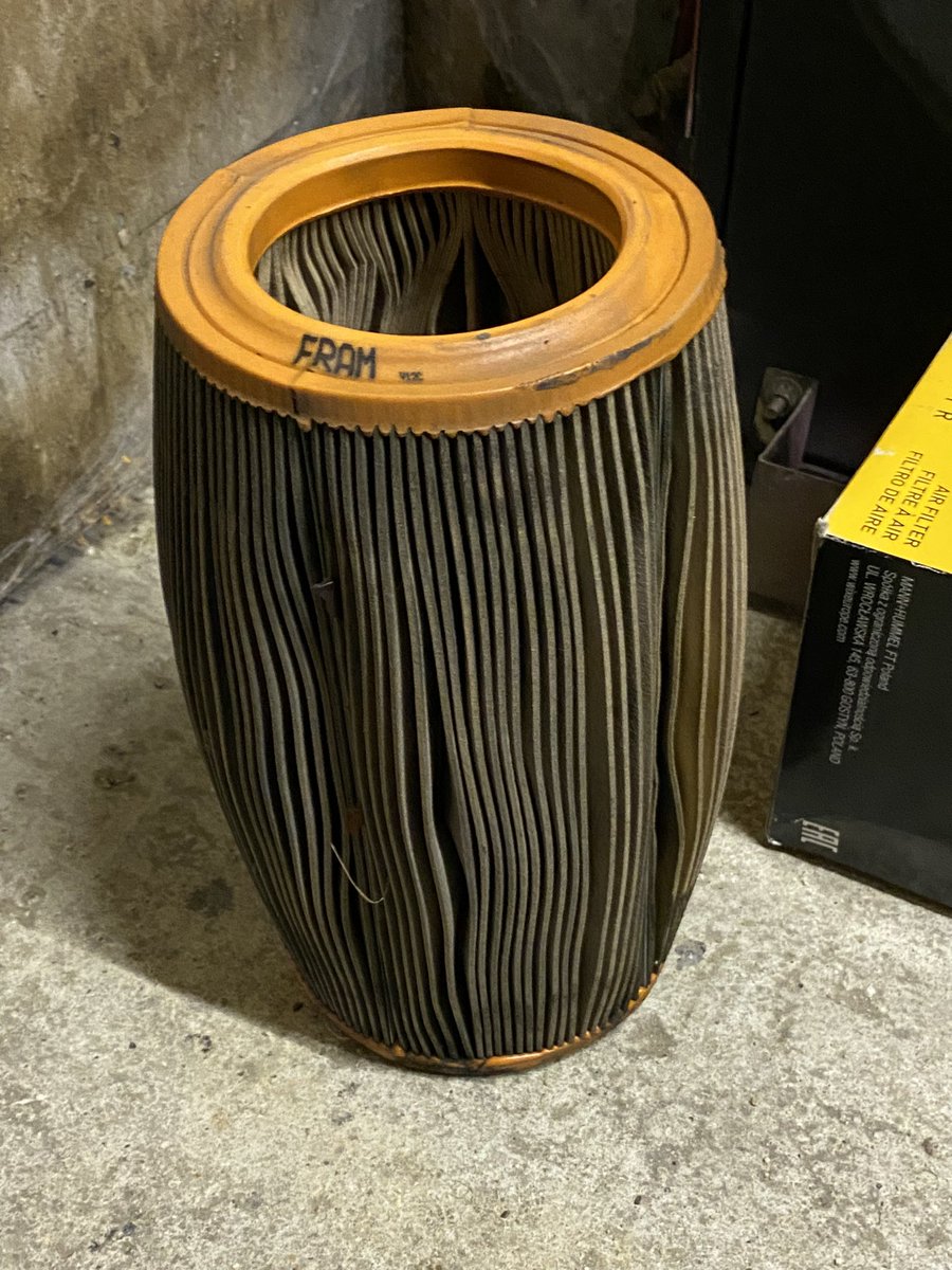 aohereng's tweet photo. Air filter was an absolute sod of a job, might explain the state of the filter I replacedโฆ.. #FetTLing #garigistas #aohe #aohecommunity https://t.co/8OSP66FahO