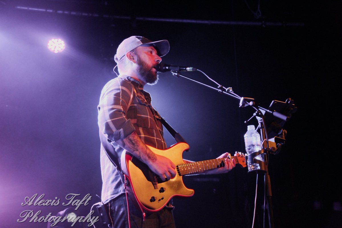 AlexisTaftPhoto's tweet photo. Photos i took of Cody Pennington on Saturday 1st July when he played Cambridge Junction
#livemusic #livemusicphotography #countrymusic #gigs https://t.co/xtwNcrA5ss