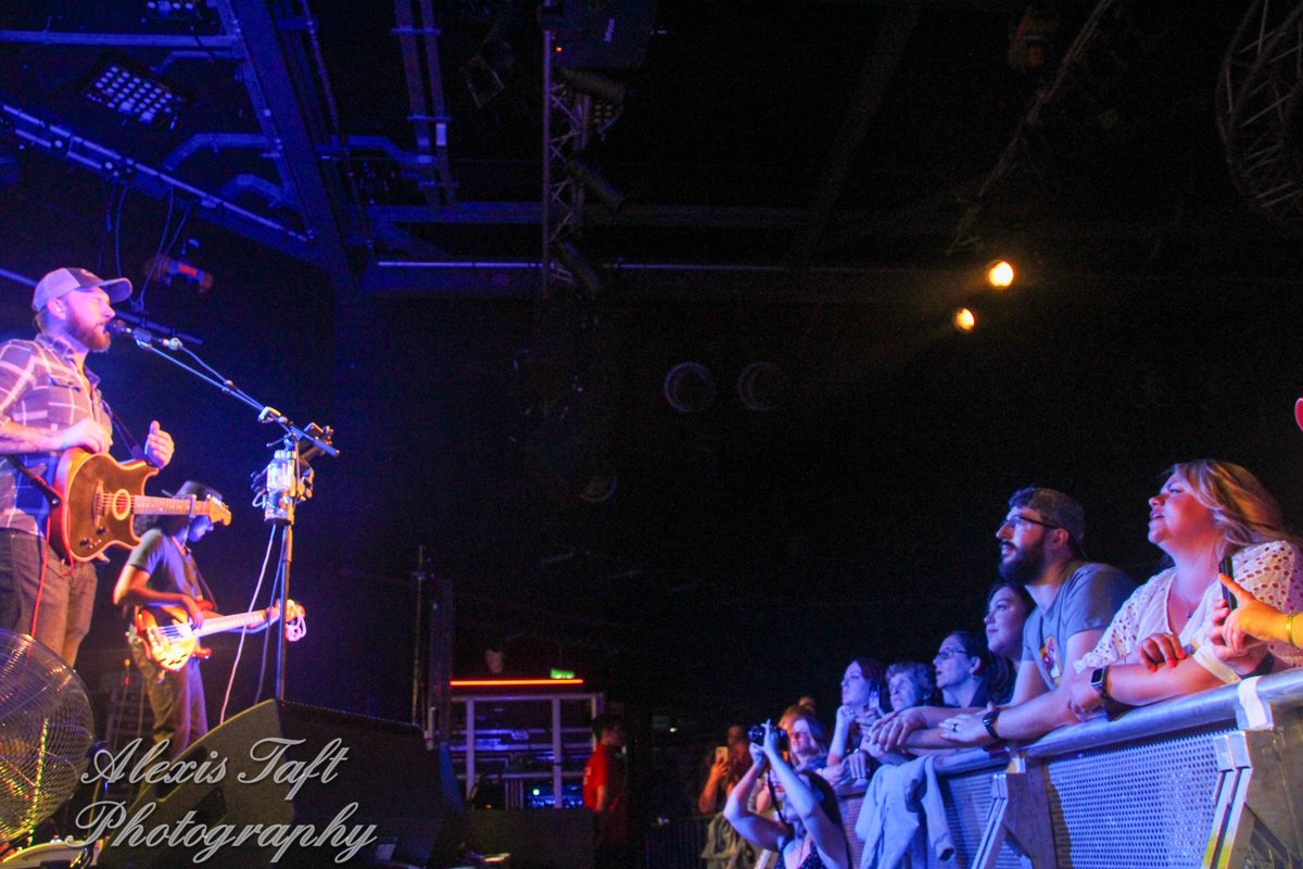 AlexisTaftPhoto's tweet photo. Photos i took of Cody Pennington on Saturday 1st July when he played Cambridge Junction
#livemusic #livemusicphotography #countrymusic #gigs https://t.co/xllz4MtoiQ