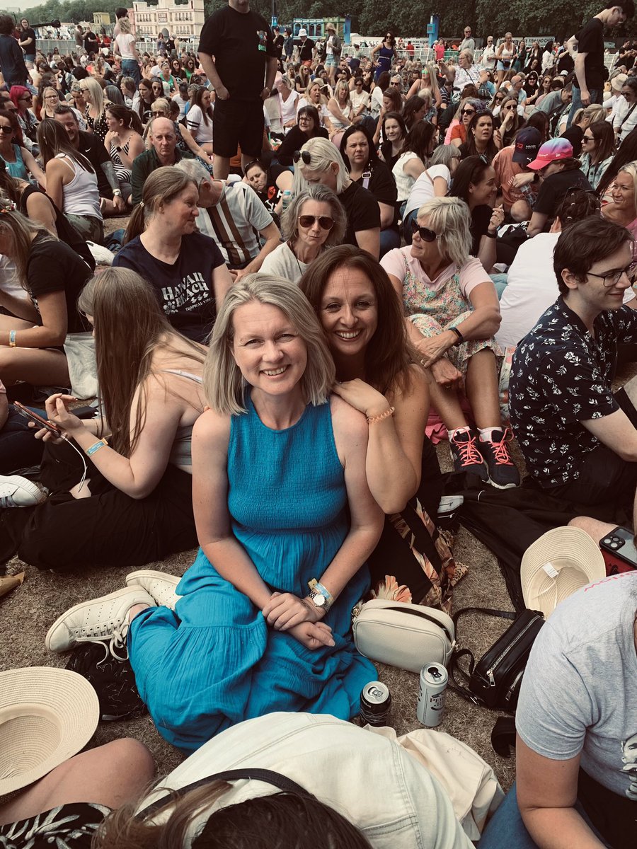 sally_fokes's tweet photo. @GaryBarlow @BSTHydePark Impossible to pick one - the whole morning, afternoon and evening were so special! Thank you 😊 https://t.co/aOPscJ3IaI