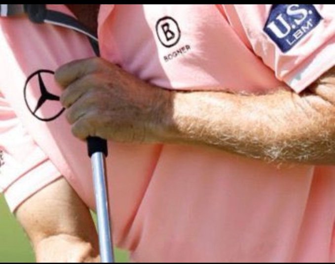 Just a random photo of a certain German golfer not anchoring 😬