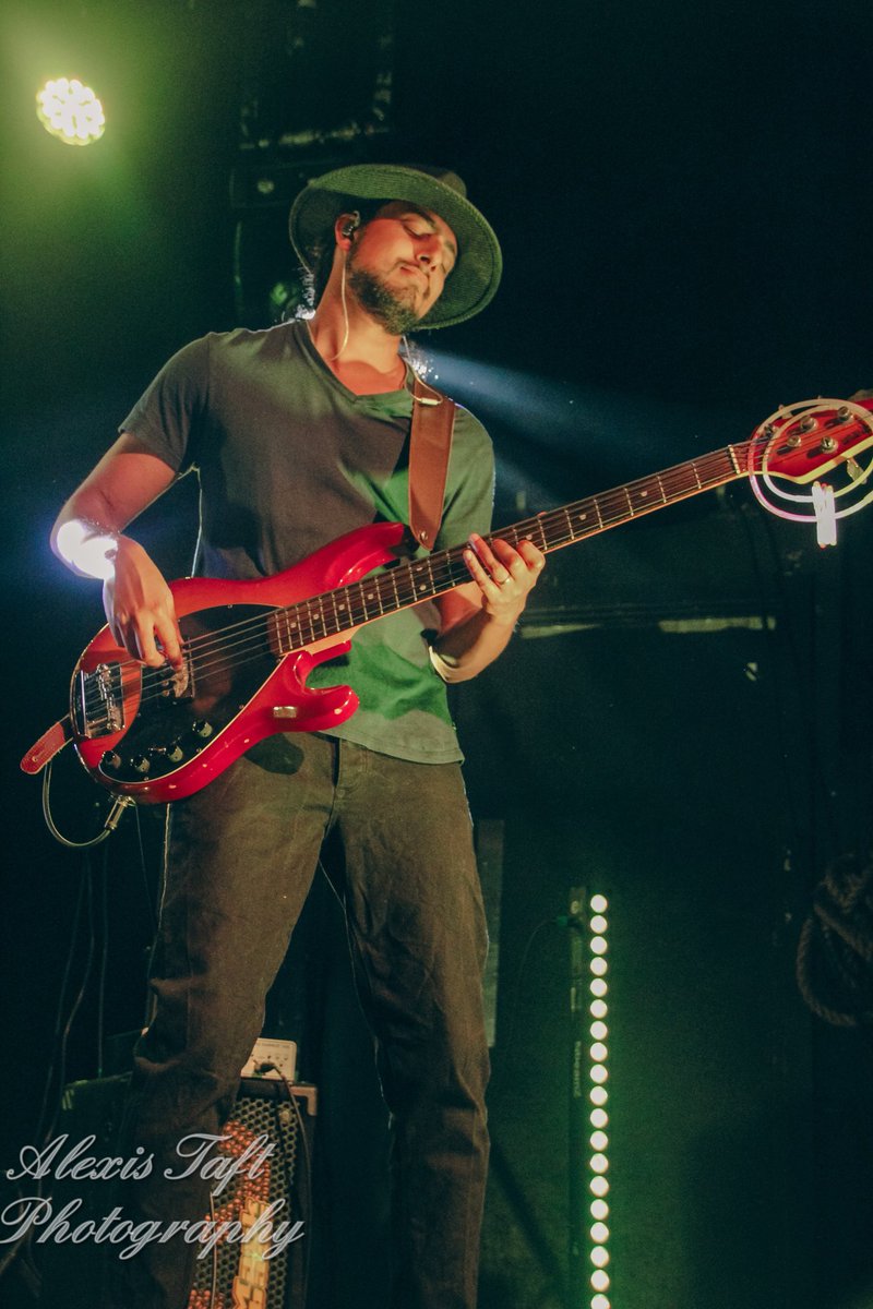 AlexisTaftPhoto's tweet photo. Photos i took of Cody Pennington on Saturday 1st July when he played Cambridge Junction
#livemusic #livemusicphotography #countrymusic #gigs https://t.co/RRv7EibqQp