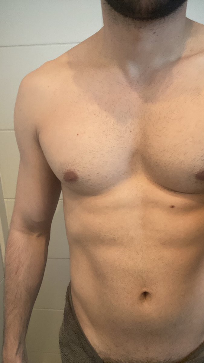 chikusantu58's tweet photo. Clean chest ❤️🥵 https://t.co/JCPElmA7cH