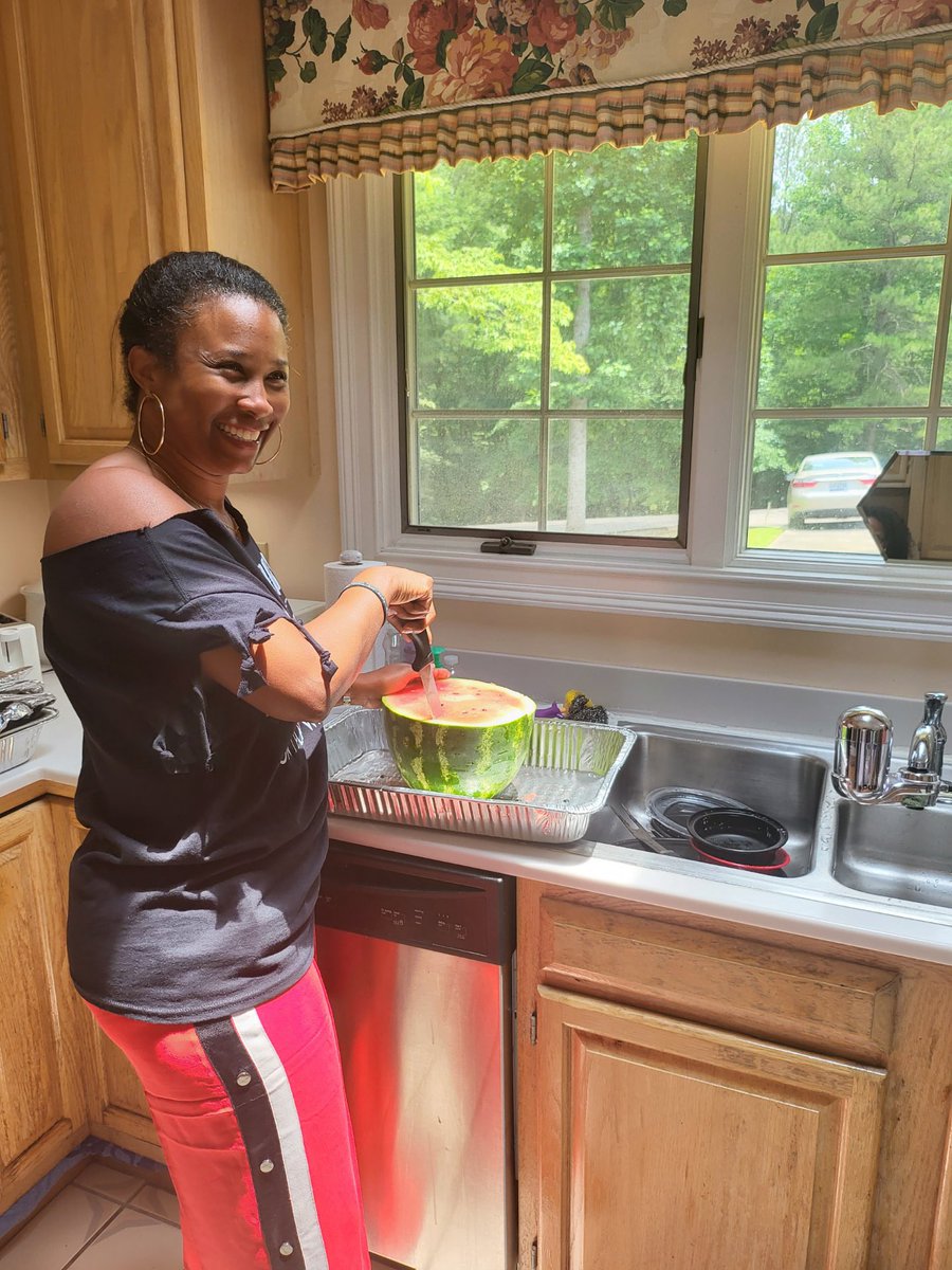 TJ_TheChiefAsst tweet media