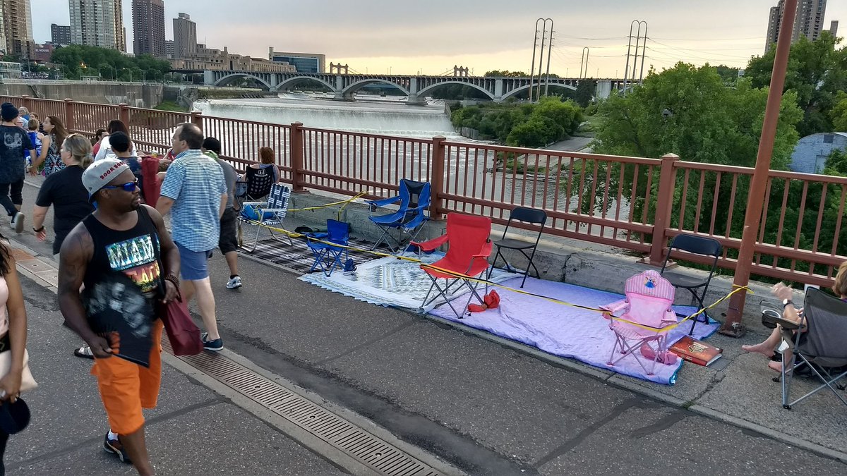 WedgeLIVE's tweet photo. Minneapolis used to be the place people would show up early on the 4th and rope off their spot for fireworks on the stone arch bridge. Now the bridge is closed, we watch laser shows, and eat the carrots in our refrigerators for lunch. https://t.co/ulk4ymHjkD