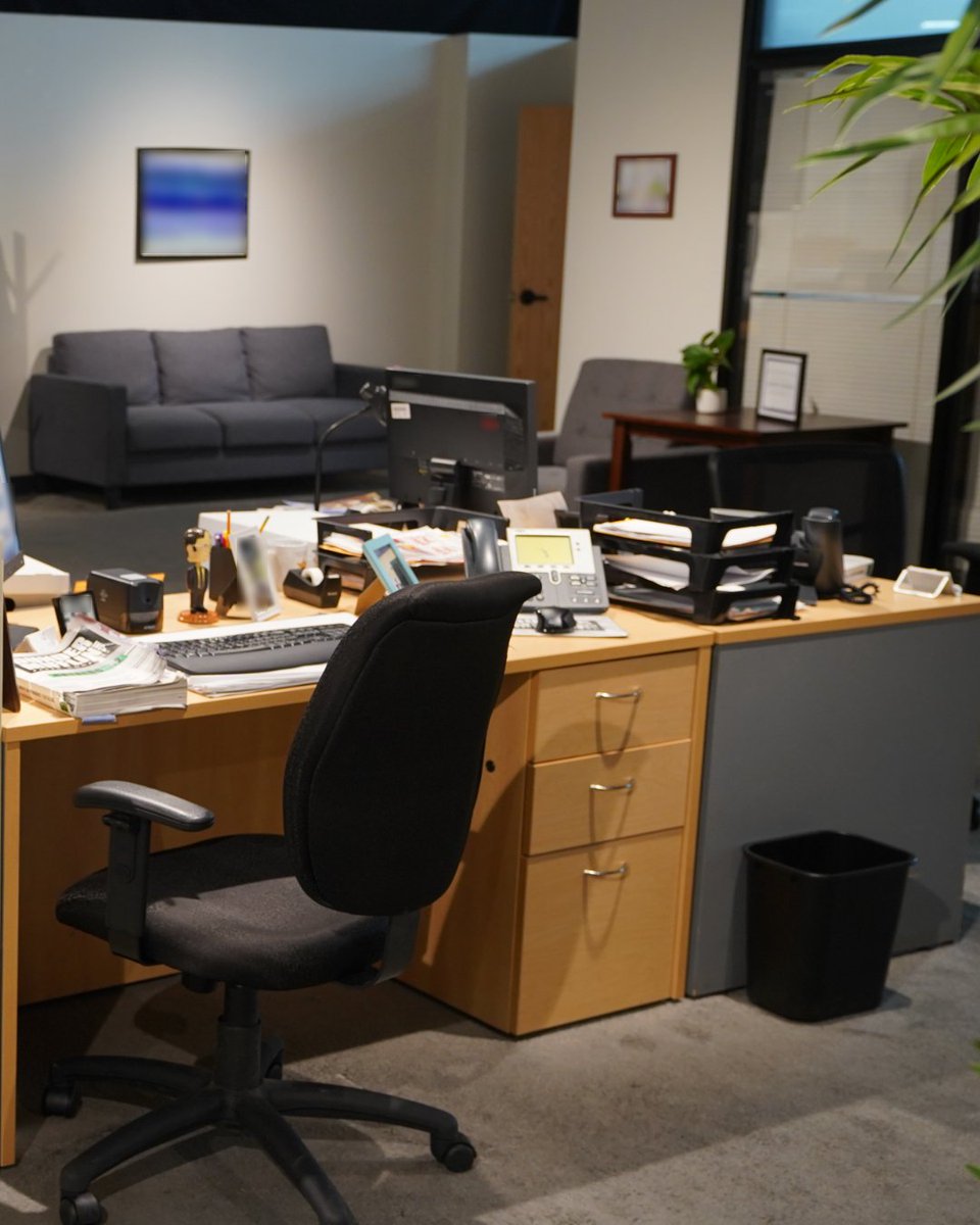 theofficeexp's tweet photo. Swipe to see what it’s like to visit your favorite mid-level regional paper company in real life. https://t.co/vLh3GE9Yvb