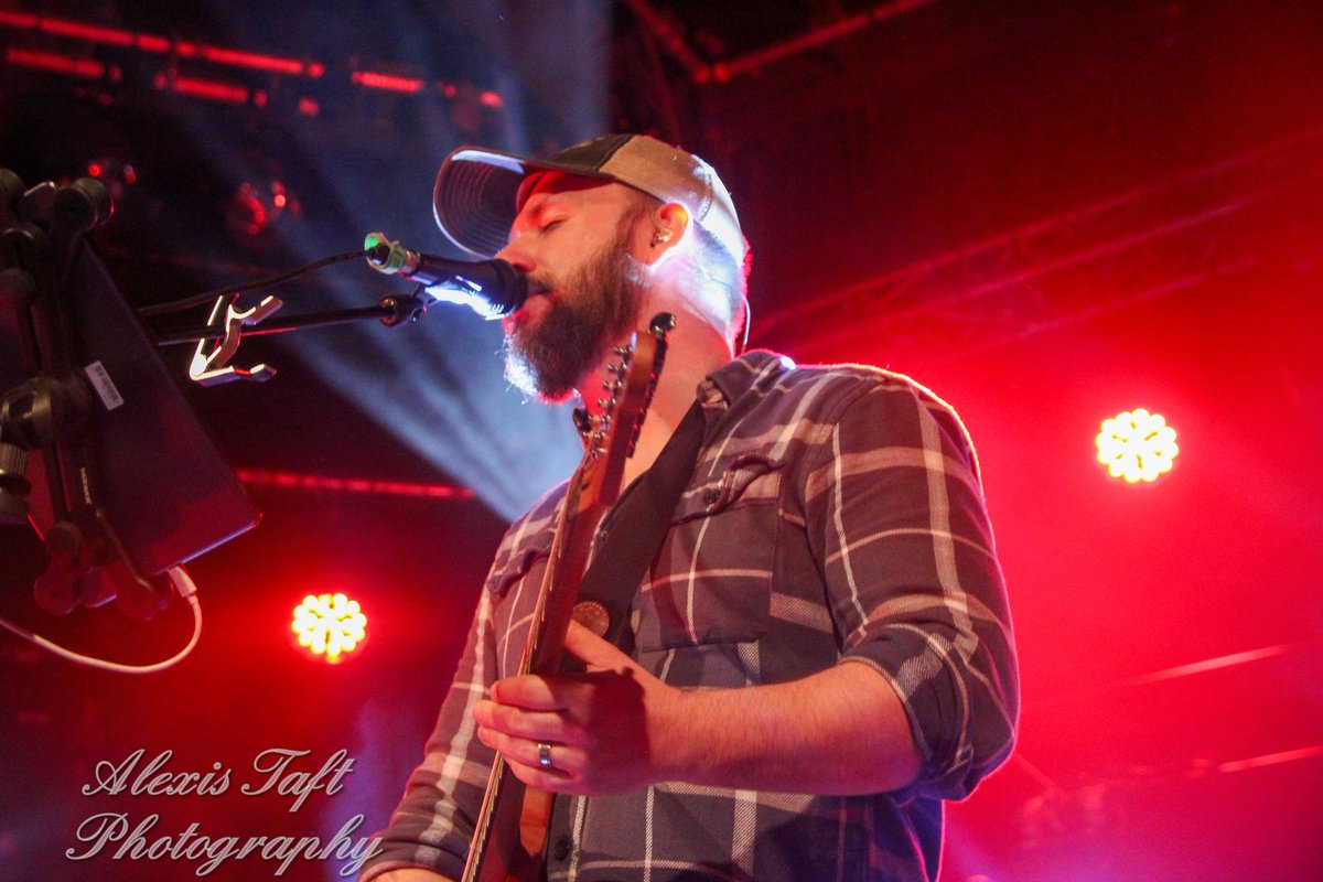 AlexisTaftPhoto's tweet photo. Photos i took of Cody Pennington on Saturday 1st July when he played Cambridge Junction
#livemusic #livemusicphotography #countrymusic #gigs https://t.co/d1BVbeQDJz