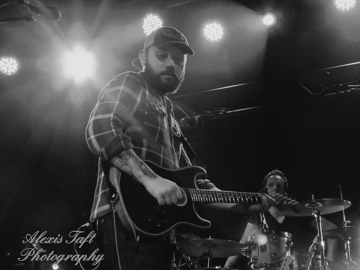 AlexisTaftPhoto's tweet photo. Photos i took of Cody Pennington on Saturday 1st July when he played Cambridge Junction
#livemusic #livemusicphotography #countrymusic #gigs https://t.co/8QLxmzBpTI
