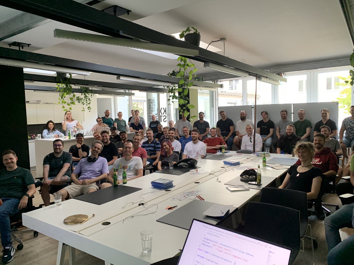 Wow. Lots of interest into <a href="/angular/">Angular</a> Signals at <a href="/NgStuttgart/">Angular Stuttgart</a> today. Thanks for coming!!