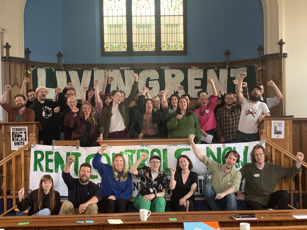 Thank you to members who came out to the Shawlands and Langside Branch AGM! 💚 Here’s to another year of building power in the community, and thank you to last year’s committee, together you have achieved so much as a branch. 💥