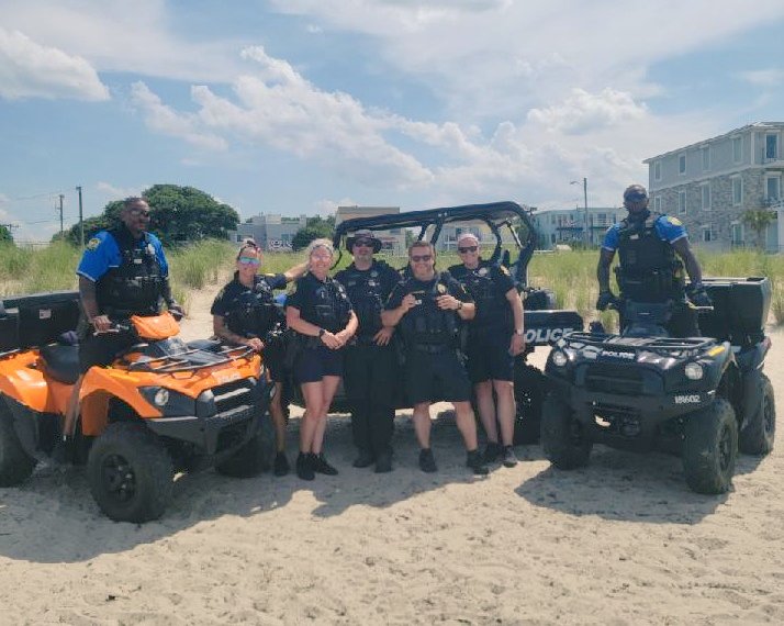 DGuevara_VBPD's tweet image. 🇺🇲Happy Independence Day!🇺🇲
Keeping the Chix Beach area safe this 4th of July ! 🇺🇸🚔🇺🇸@VBPD #VBPD