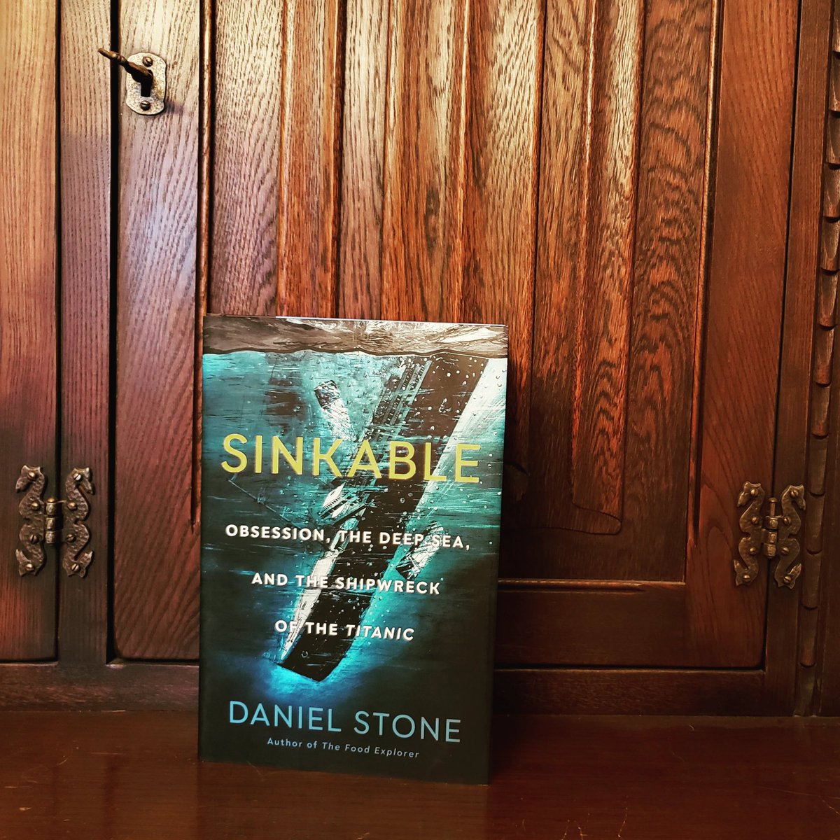 Amy Thyrde 📚 (formerly Amy's Inkwell) tweet media