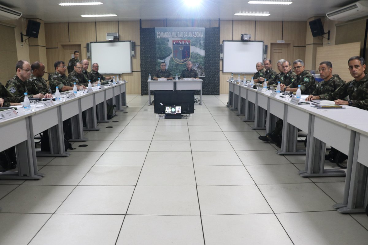 cma_exercito's tweet photo. 🏢🌳 A busca pela #excelência na gestão dos recursos públicos não para!
📌A visita da Secretaria de Economia e Finanças ao #CMA é mais um passo rumo a uma administração #eficiente, contribuindo para o cumprimento de nossas missões na região #Amazônica
#Credibilidade
#Probidade https://t.co/QN0yCXczLw