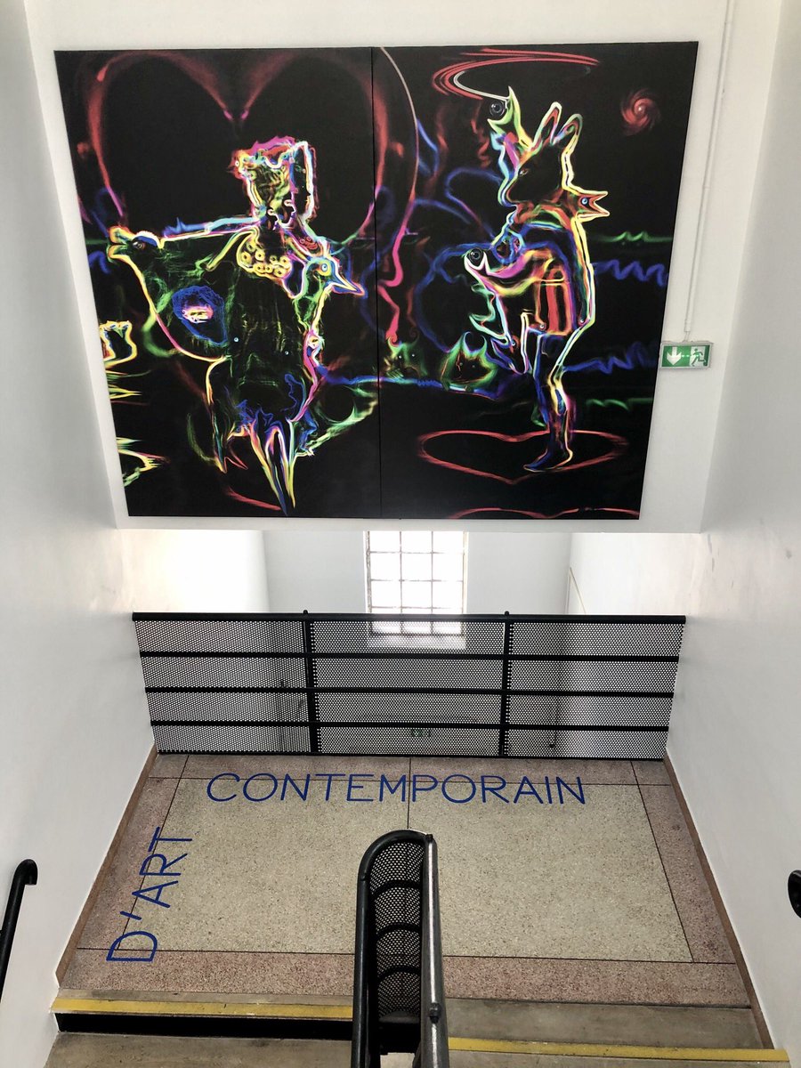 LHsansfiltre's tweet photo. Songe d’un jour d’été
Expo de Philippe Mayaud au @LePortique 
Son installation avec sable et mécanisme d’essuie-glace est vraiment top et hypnotique
Plus ou moins lié à @UnEteauHavre 
2023
#sable #hypnotique #roue #cercle #motifs #masque #mobile #gothique #toiles #lumière #indoor https://t.co/jGh561WpU5