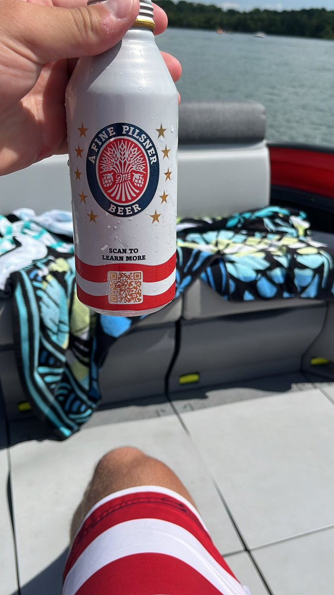 Thomas_hook's tweet photo. Happy birthday, America. Almost as beautiful as my girl friend and this GTLF. https://t.co/LUjIuHLEyj