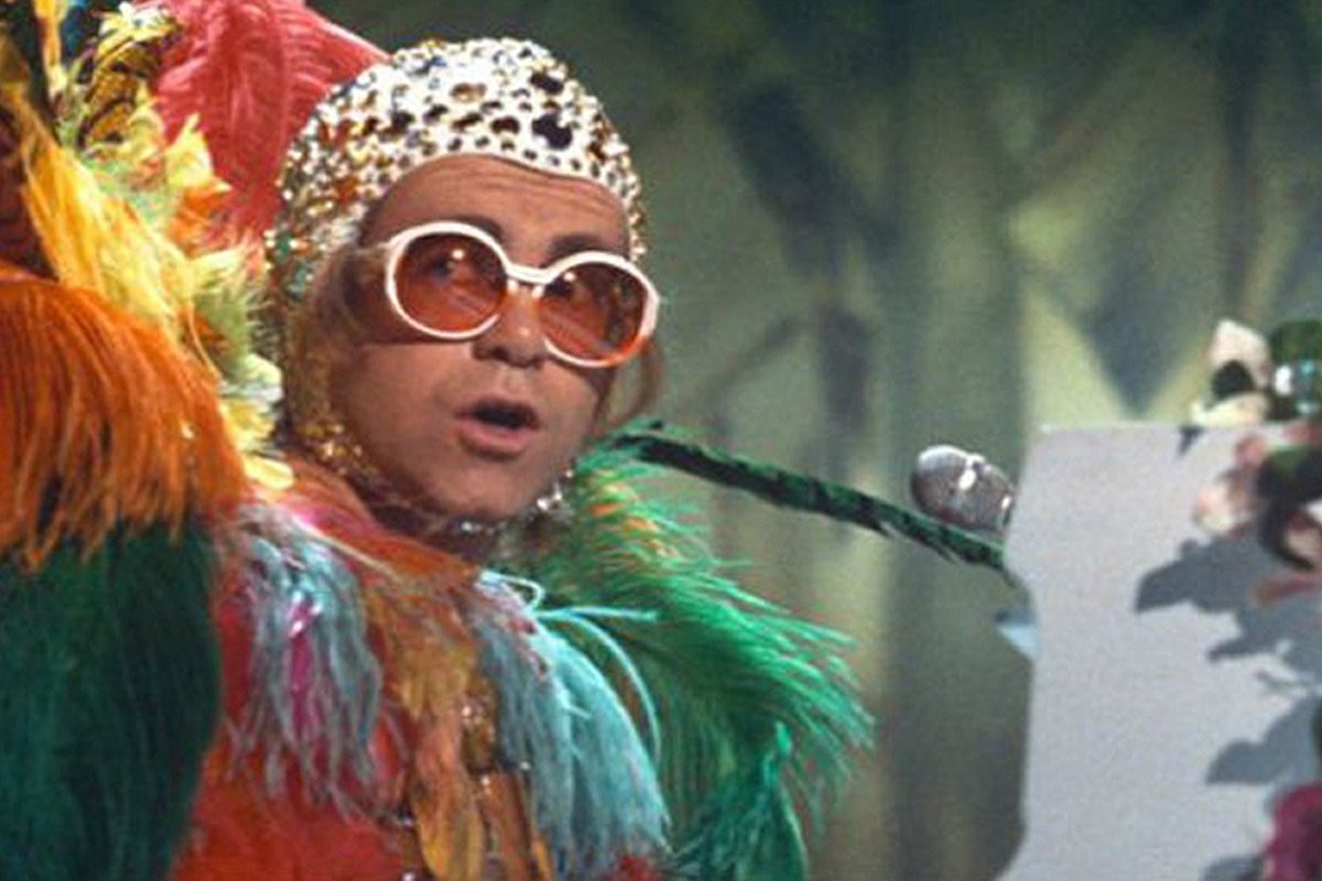 MASKEDMANIACXXX's tweet photo. What is Your Favorite Elton John Song? https://t.co/rU9yuiSM3S