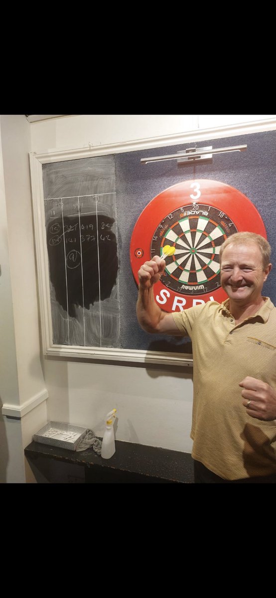 Richie Gardner’s Tuesday night comp. Safe to say the old man can still throw a mean dart. #9darter <a href="/eileen_mcquaid/">Eileen Askew</a> <a href="/DiamondDave180/">DiamondDave</a>