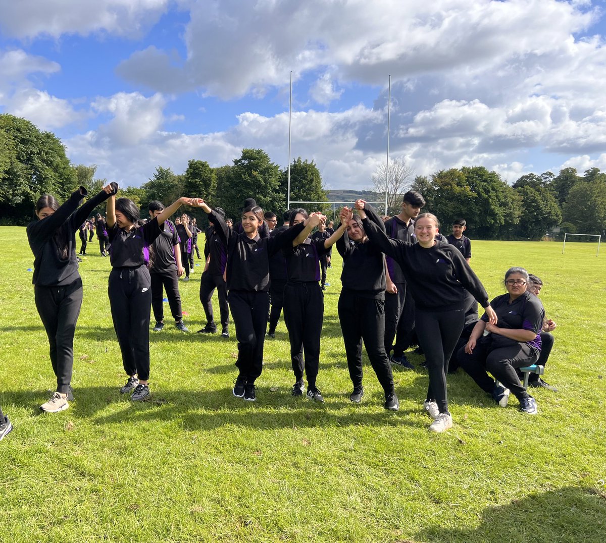 Year 10 Sports Day was an absolute blast!! Our students were exceptional and definitely enjoyed our mascot, DCO band and ice cream!! <a href="/Dixons_Co/">Dixons Cottingley Academy</a> 🏃‍♀️🏃👟