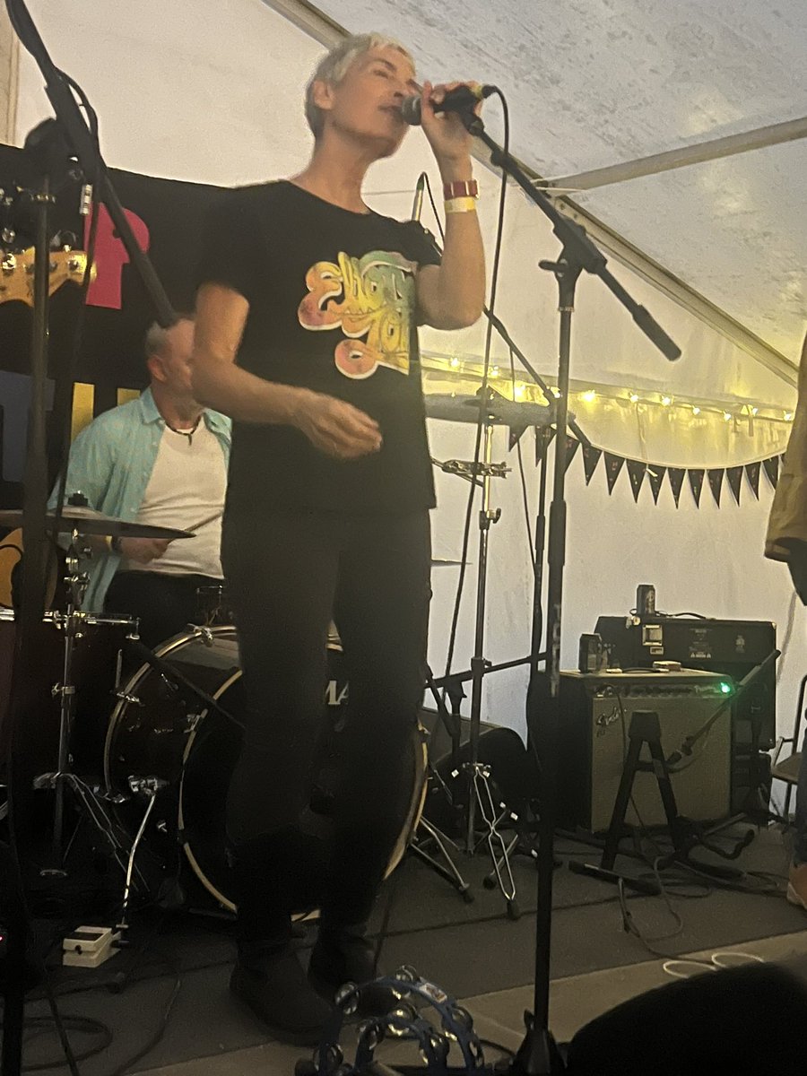 brianlforbes's tweet photo. Brilliant gig as always by @ThePopguns the other night @kingslockinn and great to hear a few brand new tracks too. 

Thanks @classics_pop and all who helped organise Pop at the Lock.  

#2023gigs https://t.co/bbrsvBOMXJ