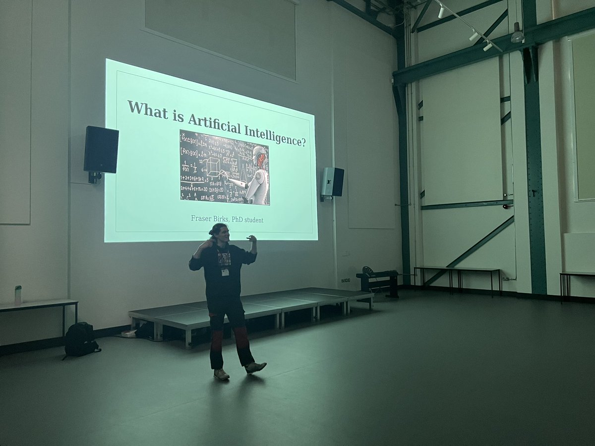 Feel like we learnt so much today from <a href="/FraserPerforms/">Fraser Birks</a> about AI. Some of the questions were amazing and we loved testing to see if it recognised a dog as a dog 🐕!