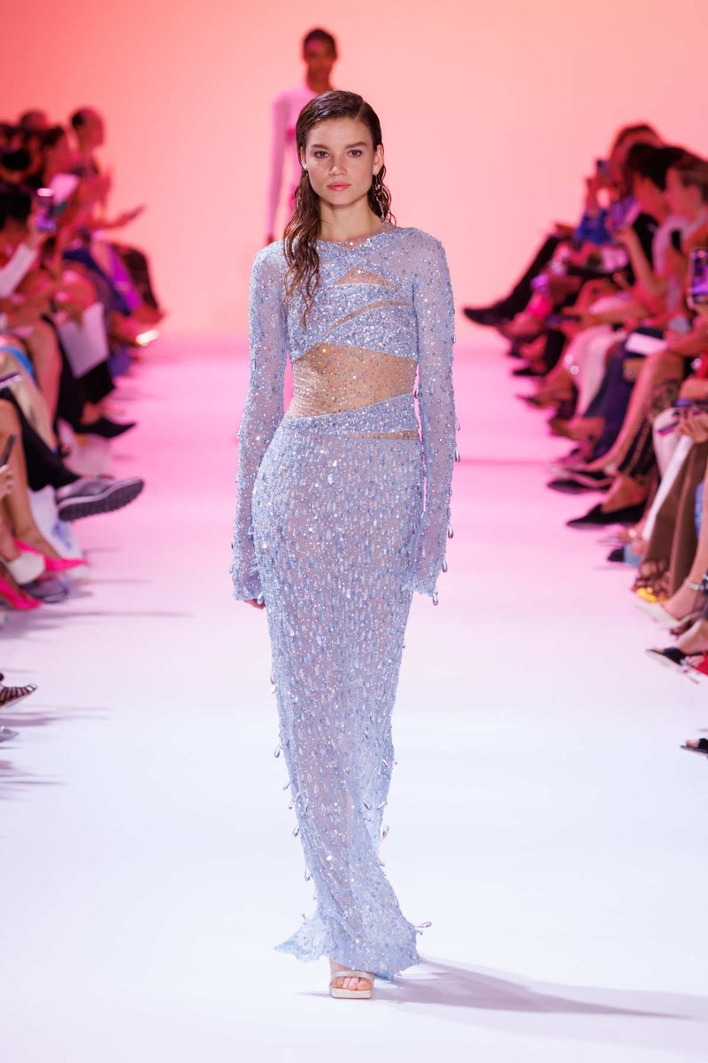 FashionweekNYC's tweet photo. Take a look at Georges Hobeika Fall 2023 Couture https://t.co/AHgnseaZlw