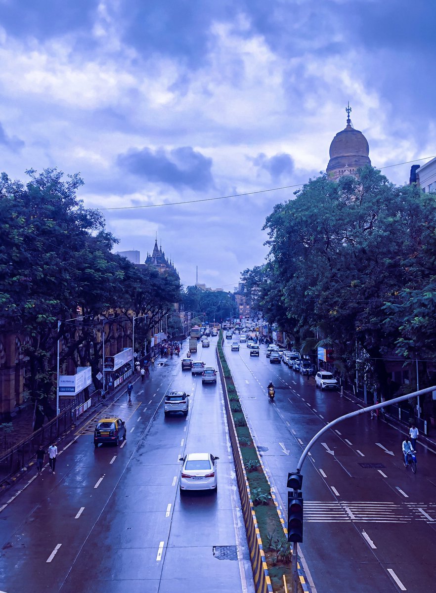 VruttantM's tweet image. Just Bombayish!

#bombay #mumbai #andall