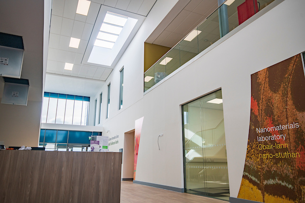 Come and join us at the Campus! @ThinkUHI has an exciting opportunity for a business development manager at the new Life Sciences Innovation Centre. Take a look 👀bit.ly/3PBMinw @HILifeSciences @UHISchoolHealth @HIEScotland @cityregiondeal