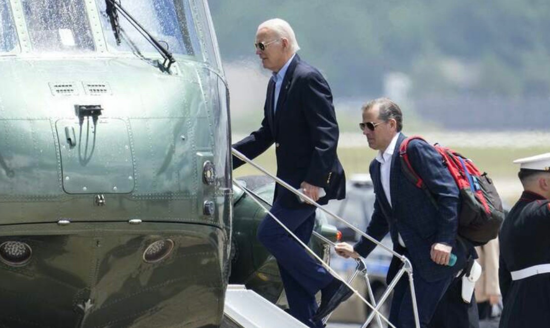 CalifNewsworthy's tweet image. #RedBackpack