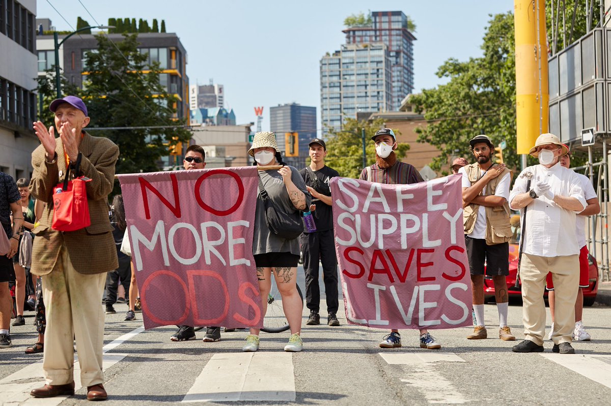 RoomUpFront's tweet image. #RUFmentee, Kayla Isomura, documentary photographer and journalist based in Vancouver. Kayla’s interest in storytelling has been largely influenced by their family’s story of displacement and intergenerational trauma and focus on intersections of race,gender, queerness +class