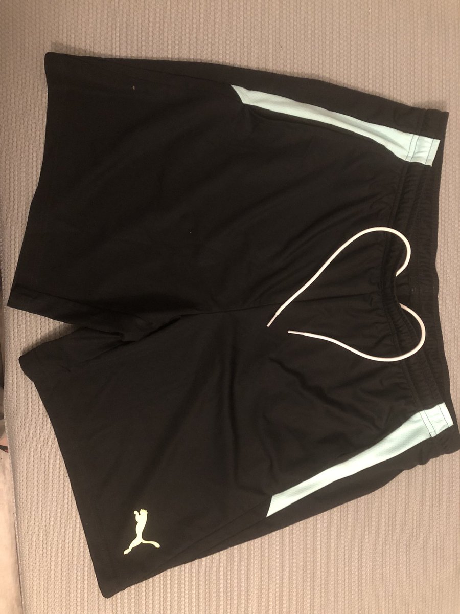 ArvindGujral2's tweet photo. @AJIOLife I got a call from your executive asking me to send a picture of the Puma shorts. PFA https://t.co/PPxiuAEhOx