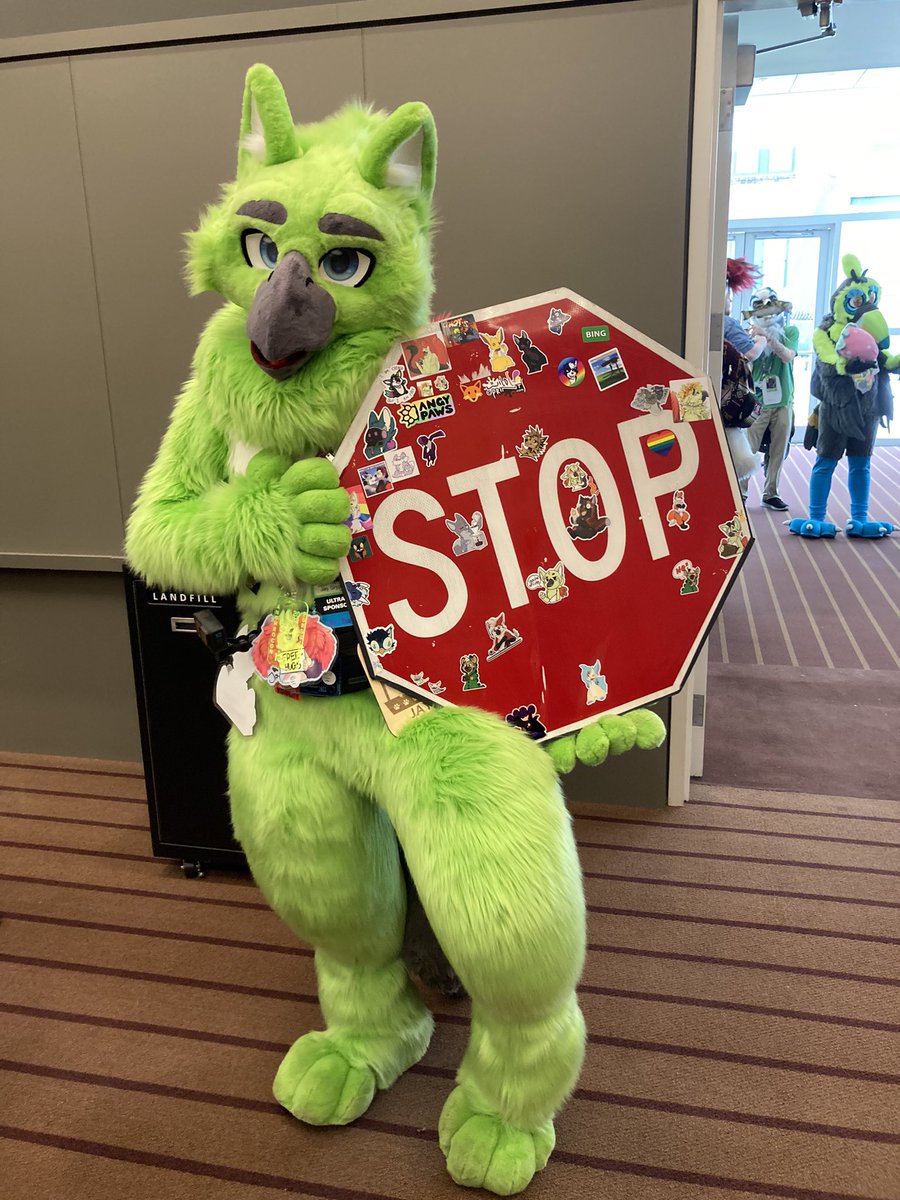 Jay Gryphon (the green one!) tweet media