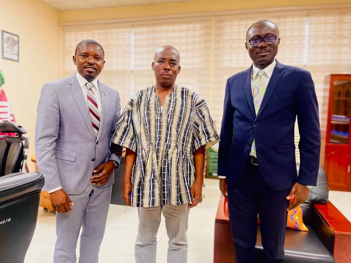 @Gnaas_aamusted pays a courtesy call on @aamusted_gh Vice Chancellor, Prof F. K. Sarfo, this morning.
@adjeisamuelkwame (Left), VC. Prof. Sarfo (Middle),  Chaplain Pr. Samuel Okoffo-Asante (Right) 
#BLS_23 #NoTurningBack #Gnaas_aamusted #gnaasnational #gnaascghczone #hopetvghana