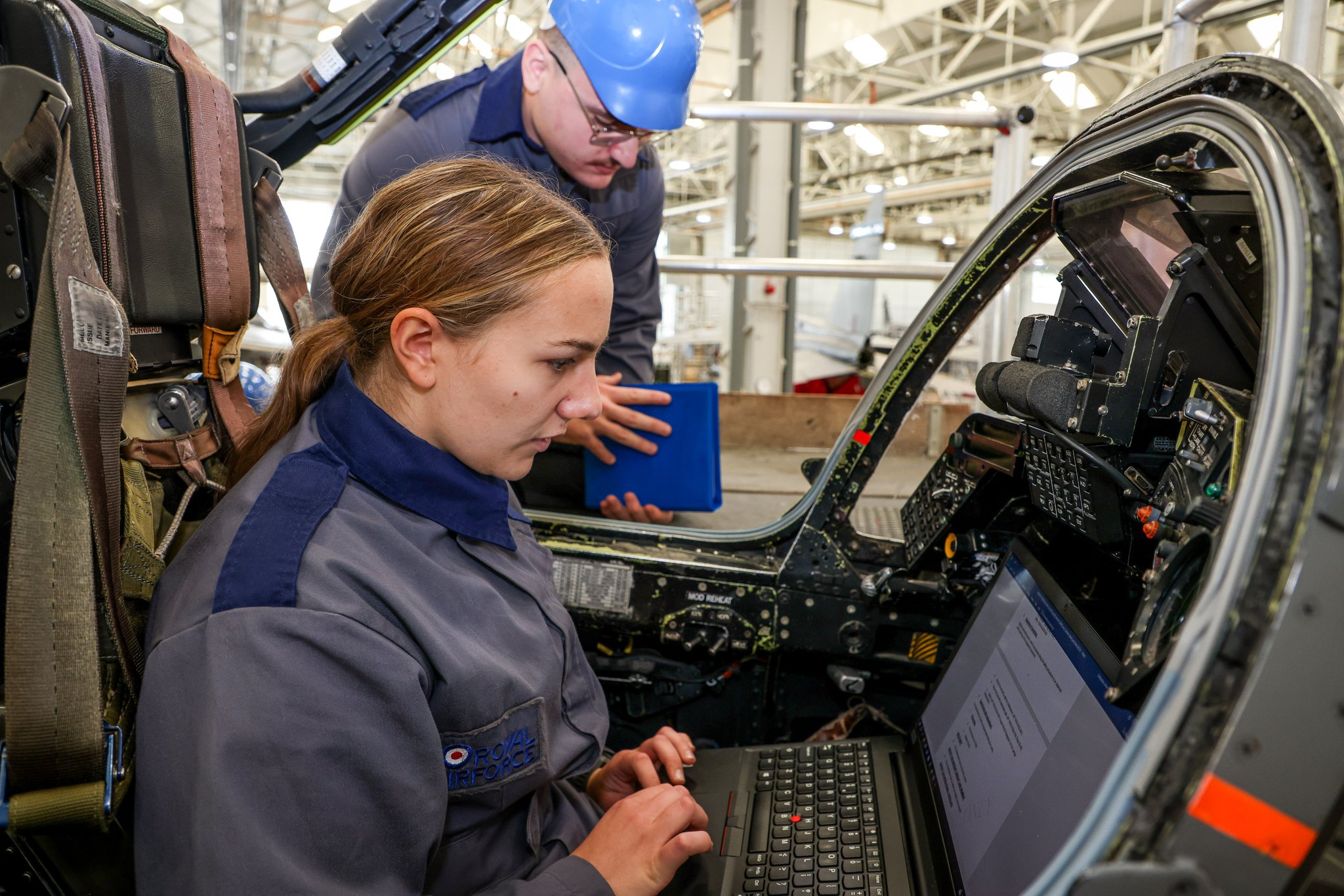 RAF Cosford on Twitter "Aircraft Technician (Avionics) apprentices in