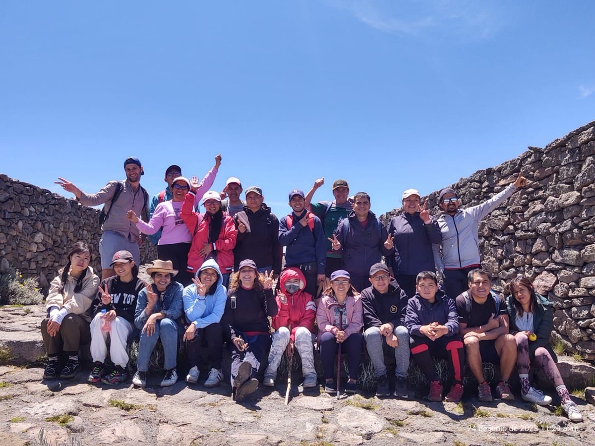 Really inspiring talk from Yvonne Ochoa Rosellini today @CIMMYT, who reminded us that we are people and not our work, and who reminded me to thank Maribel Velazquez for promoting an informal outside work hike with our colleagues and families. Best team building activity ever!