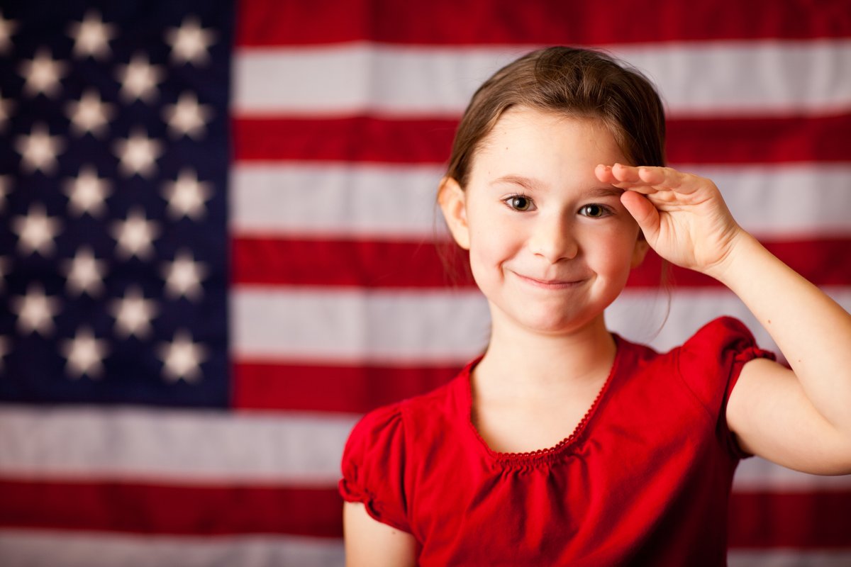 HomeFrontMili's tweet photo. Happy Fourth of July from Home Front Military Network! Today, we #salute all the individuals who fight for our #freedom at home and abroad! 

Please note, our office is CLOSED today in observance of the holiday. 

#IndependeceDay #FourthofJuly https://t.co/aDgesRJPOR