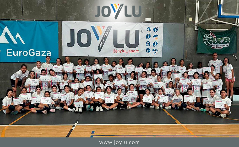 ¡Un campus inolvidable llega a su fin! 🎉✨Queremos agradecer a todos los participantes del Campus ADECOR VOLEYBOL por su entrega y dedicación. ¡Seguimos creciendo juntos! 🏐💙

📍 𝐉𝐎𝐘𝐋𝐔 𝐒𝐏𝐎𝐑𝐓
C/ Imprenta de la Alborada, Pol. Ind. Quemadas. Córdoba

☎️ 957 32 45 42