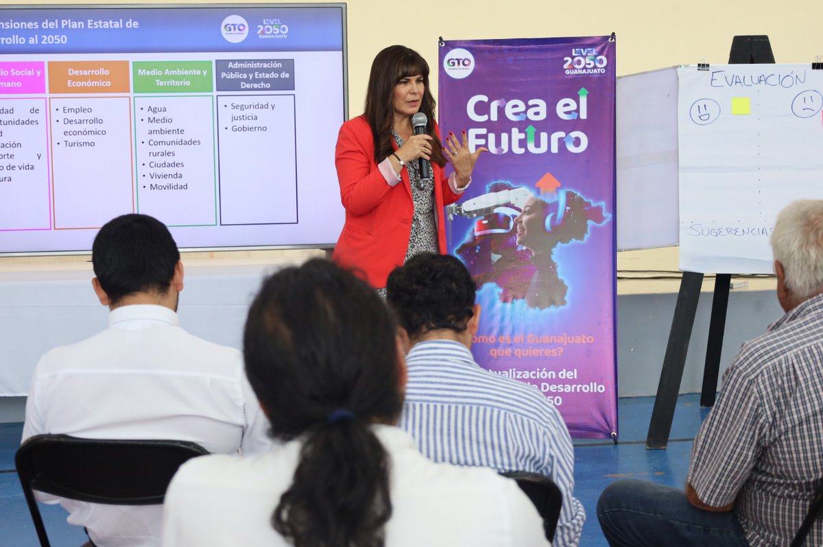 iplanegente's tweet photo. Continuamos con los talleres de participación en los municipios de @GobSMA @DoloresHgoGto y @GobSalamanca. El equipo de #IplaneGTO aplicó la metodología del #Ilpes @cepal_onu para escuchar las inquietudes y propuestas de la ciudadanía #Futuro #Level2050 @gobiernogto https://t.co/A1FWSEI6BI