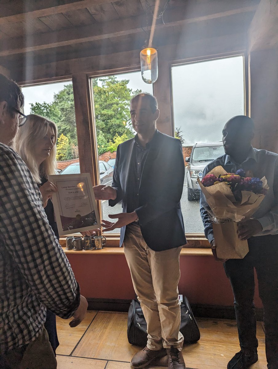 Recently our team at Sunflower Fostering presented some of their foster carers with long service awards.

Our Chief Executive Steve and Regional Director Jamie and other National Fostering Group team members attended the presentation. 

❤️🎉
