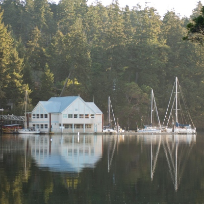 Do you or someone you know want to contribute to a unique Canadian UWC school?

We're seeking talented individuals to serve on our Board of Directors for a three-year term, a great way to give back and help shape the next half-century of our institution.

DM us for more info!