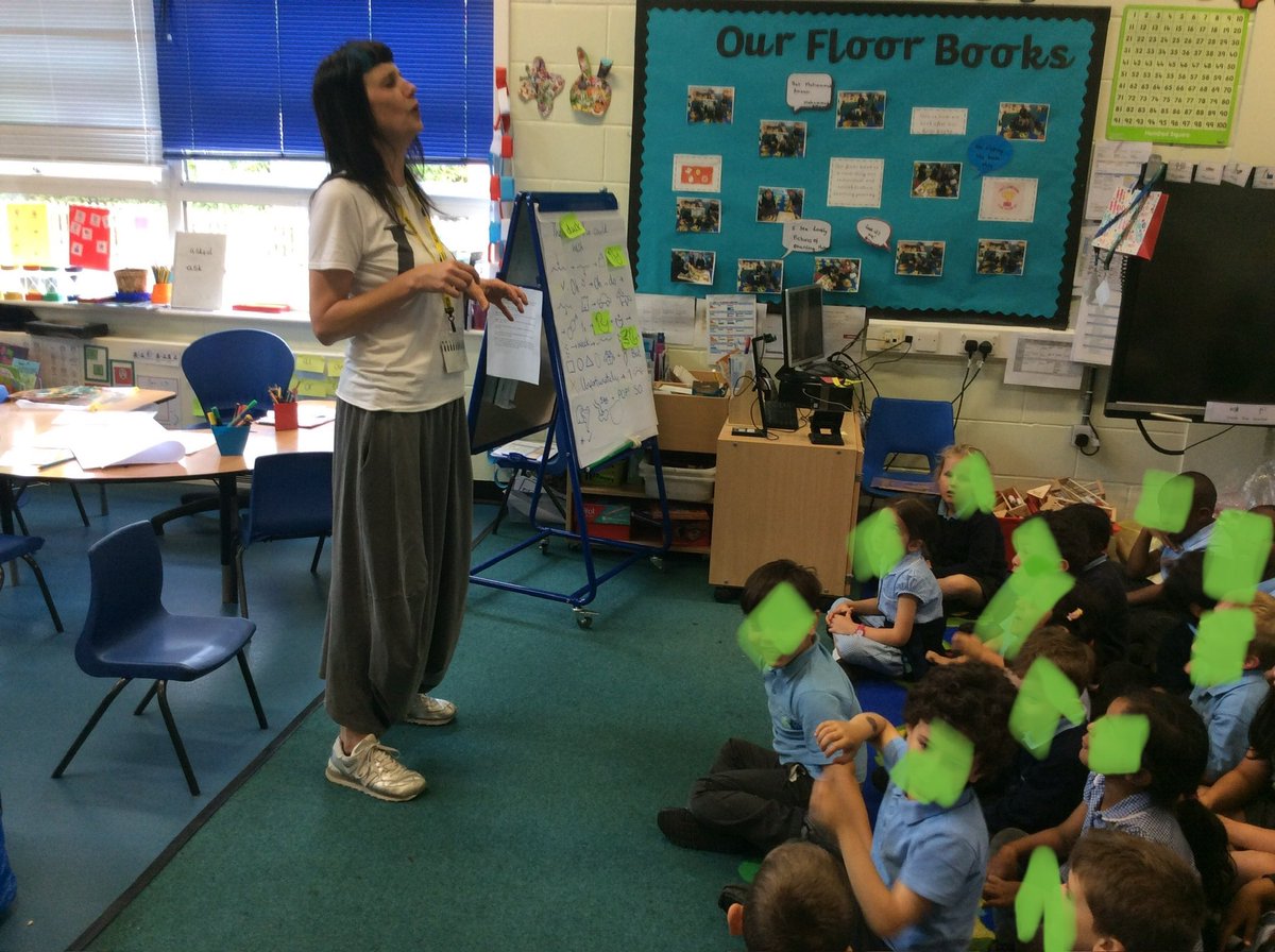 Hillyfield_E17's tweet image. We had a fantastic final story session with Lottie today. Thank you for bringing the joy of storytelling to us all year, we are so excited that this is something that continues in Year 1! #Receptionhill @MagicBoxE17