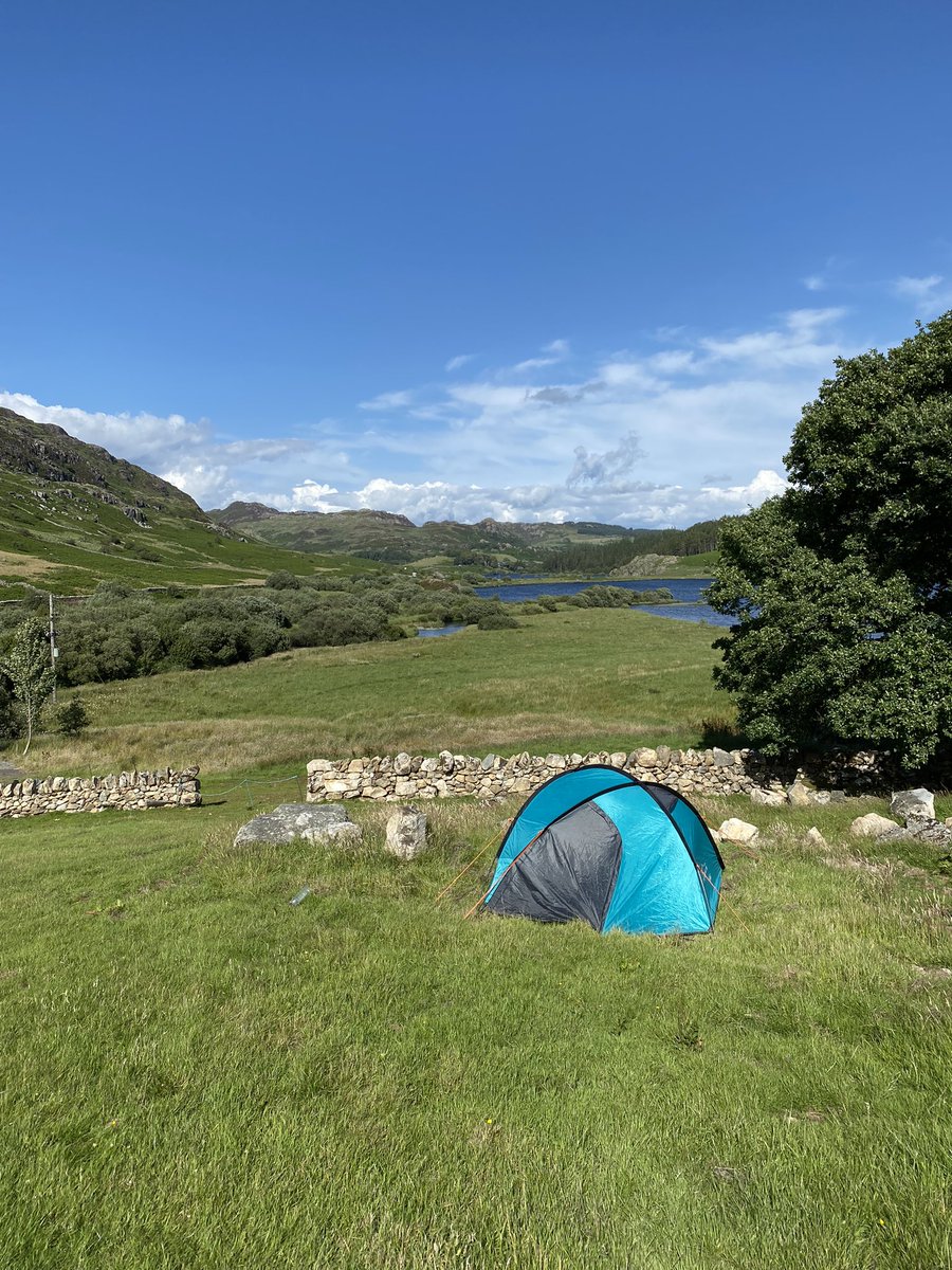 ChelseaDofE's tweet photo. Unreal campsite views for this evening. Mr Miller trying to set up a stunning view of the sunrise in the morning. 

@chelseaacademy https://t.co/yPlI01f2Qa