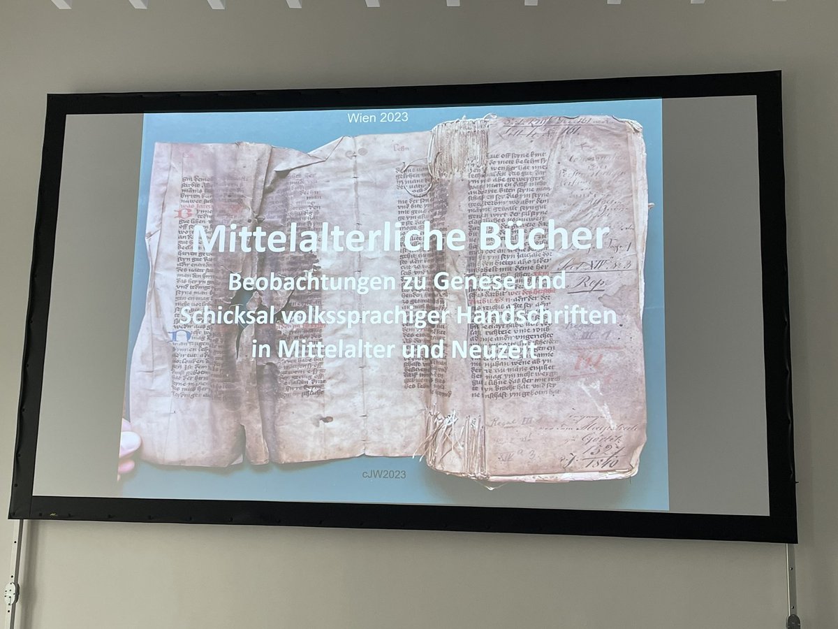 Den ersten Tag der Handschriften #Summerschool an der #oeaw in #Wien schließt der Vortrag von Jürgen Wolf ab. #hscensus_on_tour #medievaltwitter
