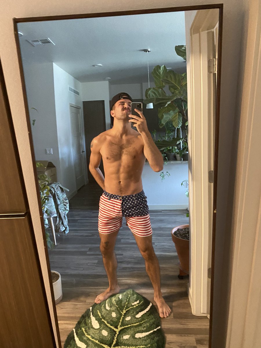 plant daddy tweet media