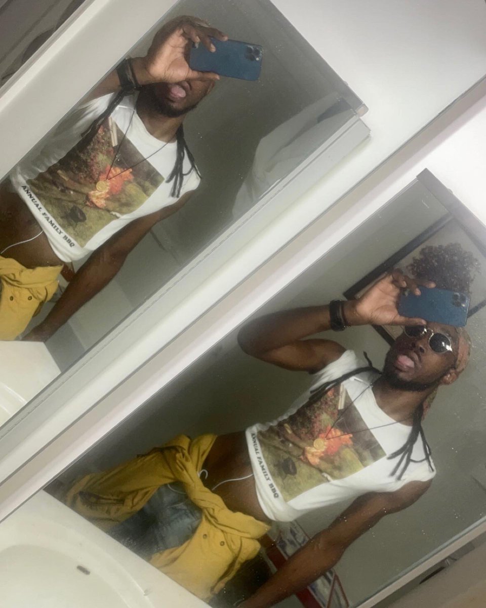 Mitruis's tweet photo. YOUR FAVORITE SUMMER BABY NOT FEELING DEPRESSED ☀️😘♊️ https://t.co/TsIBM08JbY
