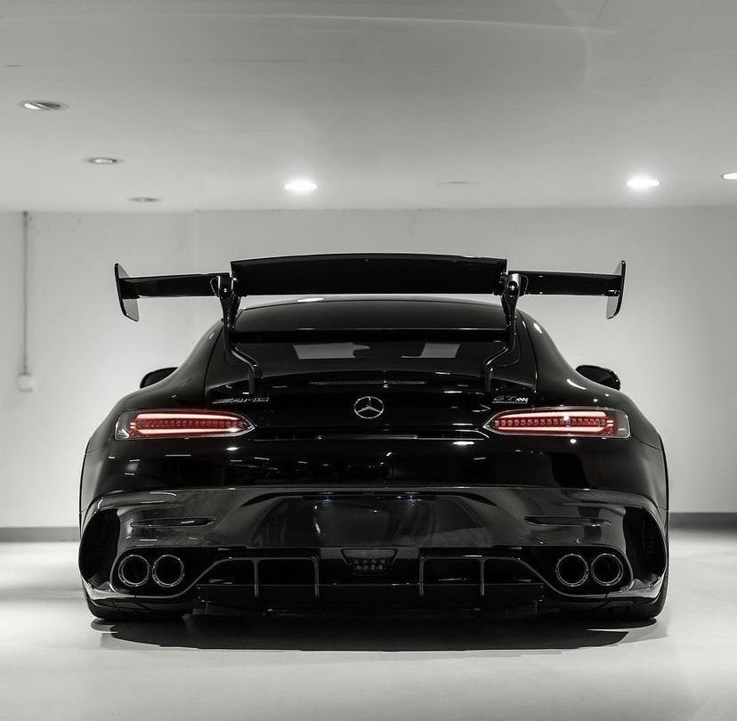 LuxuryCars365's tweet photo. Mercedes AMG GT Black Series ♠️ https://t.co/uA8Ul0JWuy