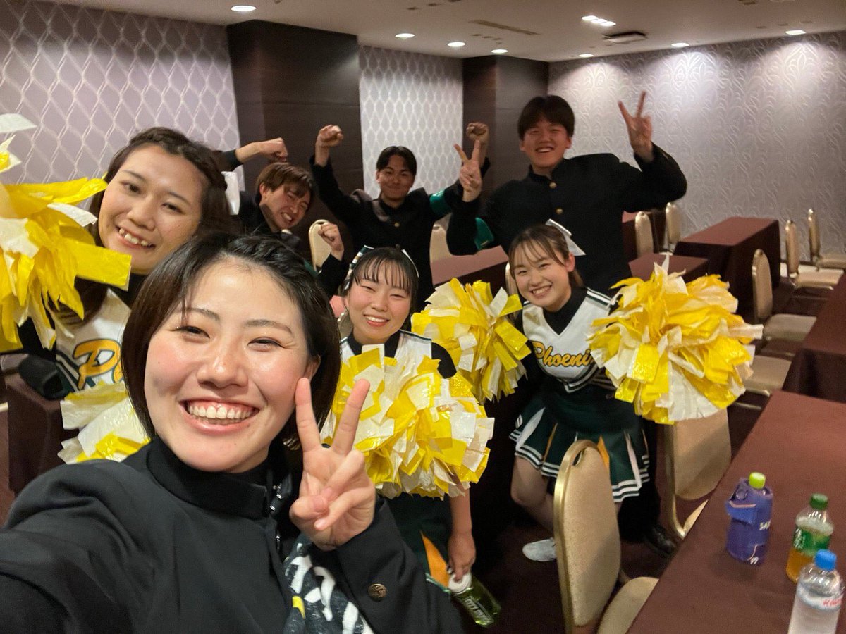hirodaiouendan's tweet photo. みなさま、ついにセミが鳴きはじめましたねー😗
一年があっという間に過ぎていく感じがして少し悲しくもありますね
さて、ゆかた祭りまであと4日となりました！絶対見に来てくださいね！😙 https://t.co/zyPQMhzThH