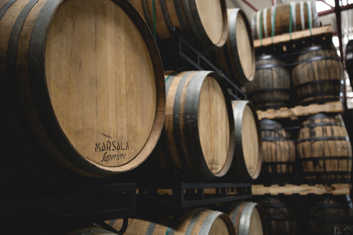 Boanndistillery's tweet photo. Click the link below to find out more about our cask programme and how you can become a Boann cask owner 🥃
https://t.co/5BYwVn2jzU
#boanncaskprogramme #caskowner #boanndistillery #irishwhiskey #whiskey #whiskeycask #caskprogramme #caskoffer #singlepotstill #potstill https://t.co/sNmIwwaQbv