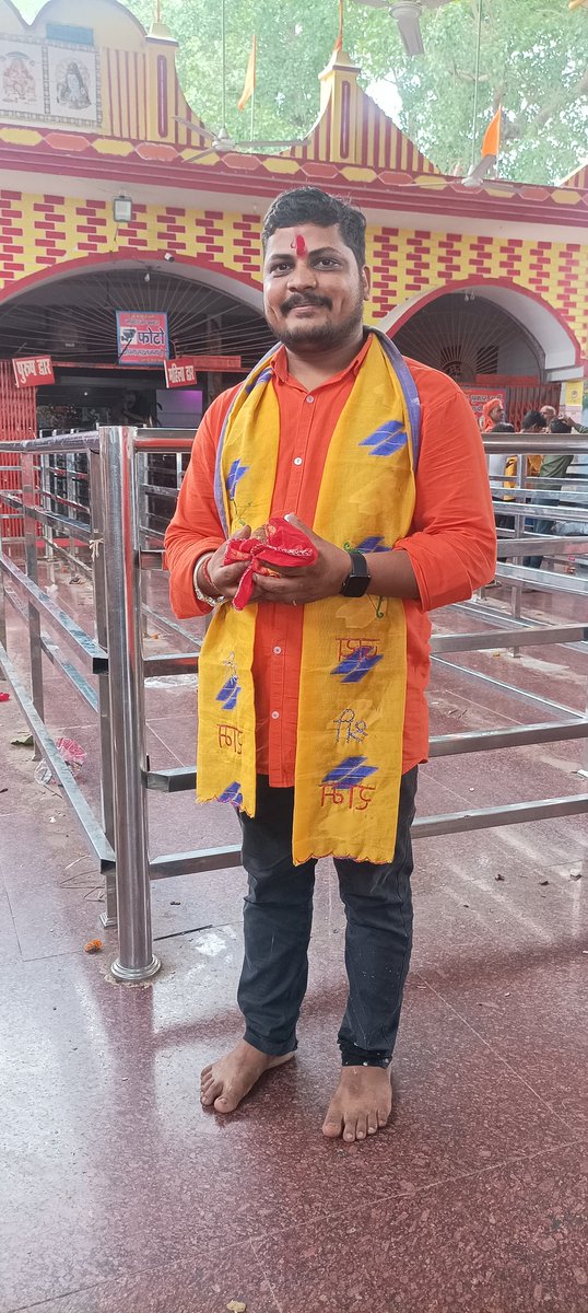 ManojGuptaMT's tweet image. आप सभी को पवित्र श्रावण मास की हार्दिक शुभकामनाएं...
भगवान भोलेनाथ सबका कल्याण करें,
#हर_हर_महादेव 🙏#sawanmahina🚩
 #harharmahadevॐ卐mahadev 🙏